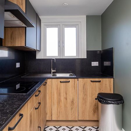 Spacious & Pristine 2Bd Flat - Balham Apartment London Exterior photo