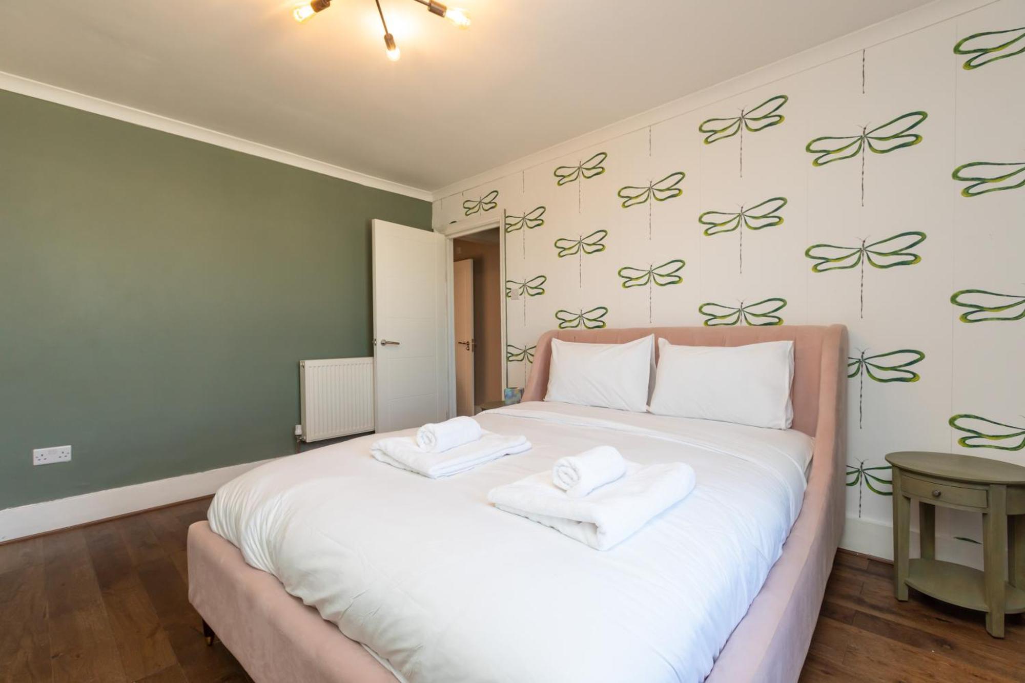 Spacious & Pristine 2Bd Flat - Balham Apartment London Exterior photo